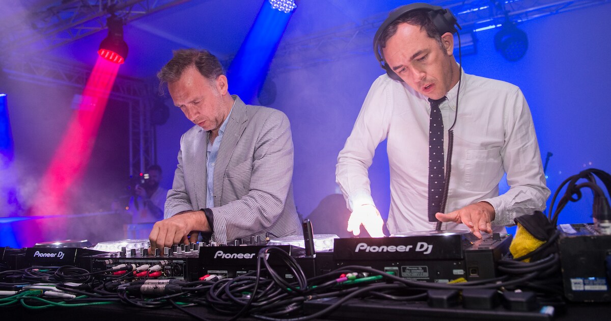 2manydjs
